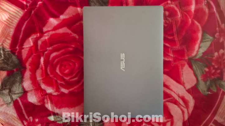 Asus Laptop - Core i5 6th Gen, 8GB RAM, 2GB Graphics